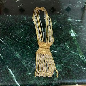 Stunning statement piece necklace